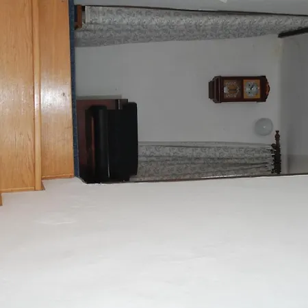 בית כפרי Carst House 13 Andreja