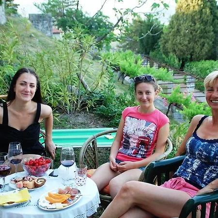 בית כפרי Carst House 13 Andreja *
